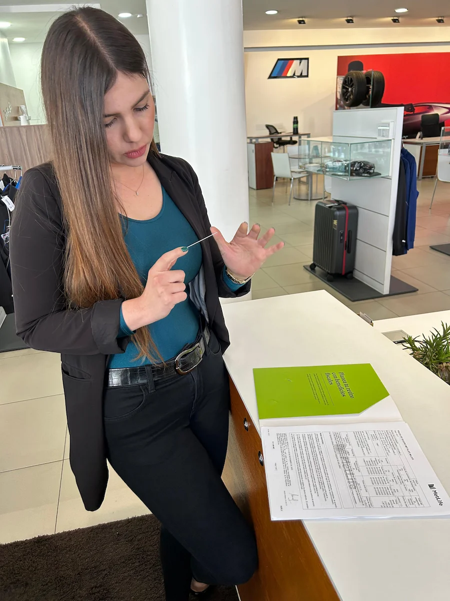 Cliente entrega de póliza PPR